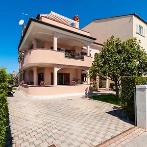 Lea , Rovigno Croazia