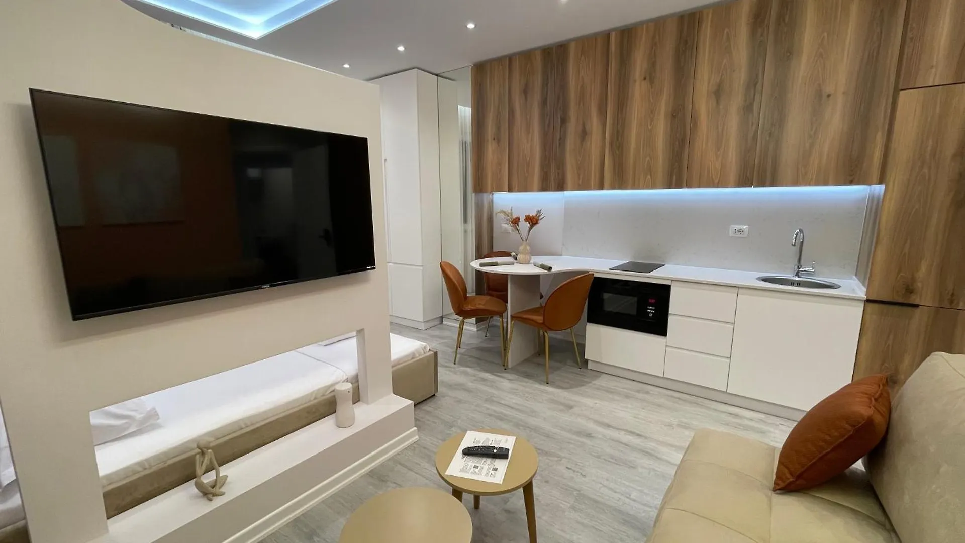 Scandi Apartaments Durres 0*,  Albania